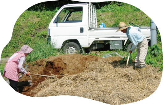 Wild grass compost making
